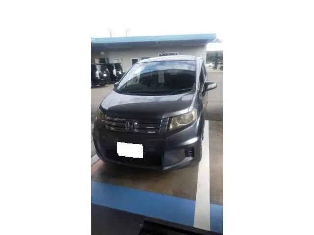 ホンダ　フリード　ブレーキキャリパーオーバーホール 【印西　我孫子　成田　白井　鎌ヶ谷　八千代　栄町　の点検・整備はオートランナーへ！】