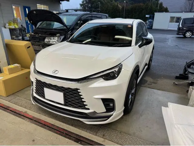 レクサス　LBX　持ち込みフォグランプバルブ交換【印西　我孫子　成田　白井　鎌ヶ谷　八千代　栄町　の点検・整備はオートランナーへ！】