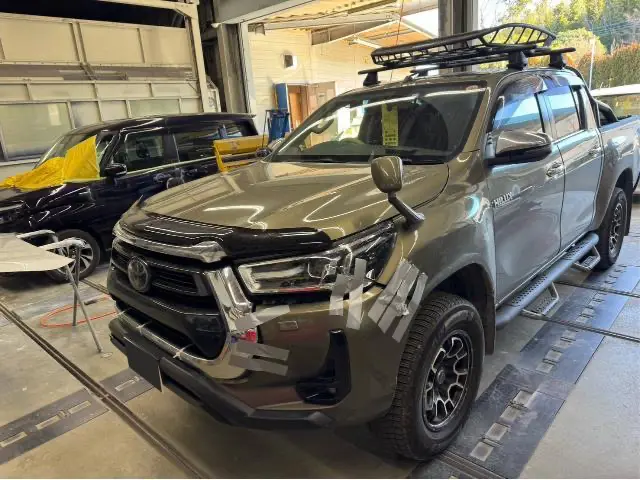 トヨタ　ハイラックス　フロントまわり修理【印西　我孫子　成田　白井　鎌ヶ谷　八千代　栄町　の点検・整備はオートランナーへ！】