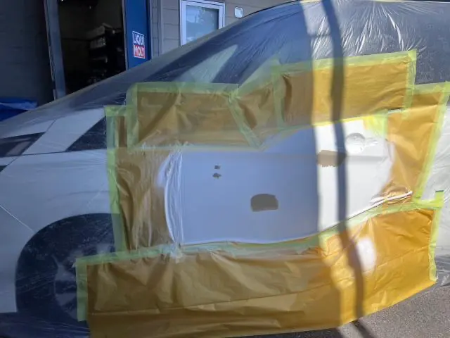 日産　セレナ　側面修理